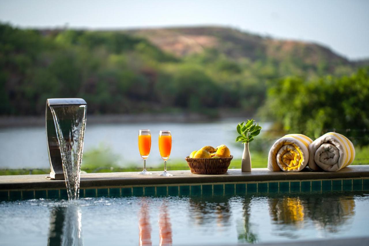 Sarasiruham Resort - Private Pool Villa In אודייפור מראה חיצוני תמונה