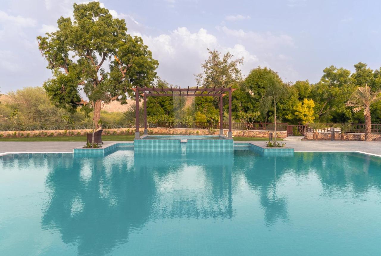 Sarasiruham Resort - Private Pool Villa In אודייפור מראה חיצוני תמונה