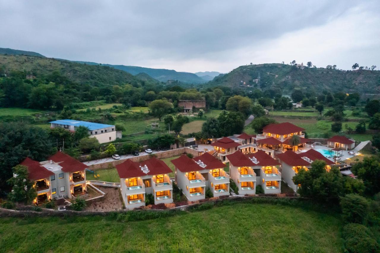 Sarasiruham Resort - Private Pool Villa In אודייפור מראה חיצוני תמונה